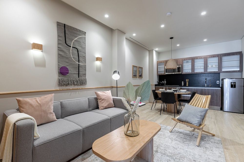 undefined ULIV Antara