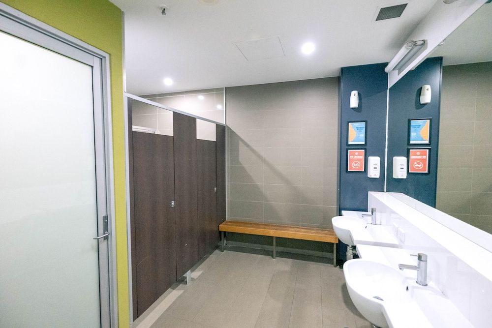 undefined YHA Melbourne Central 6