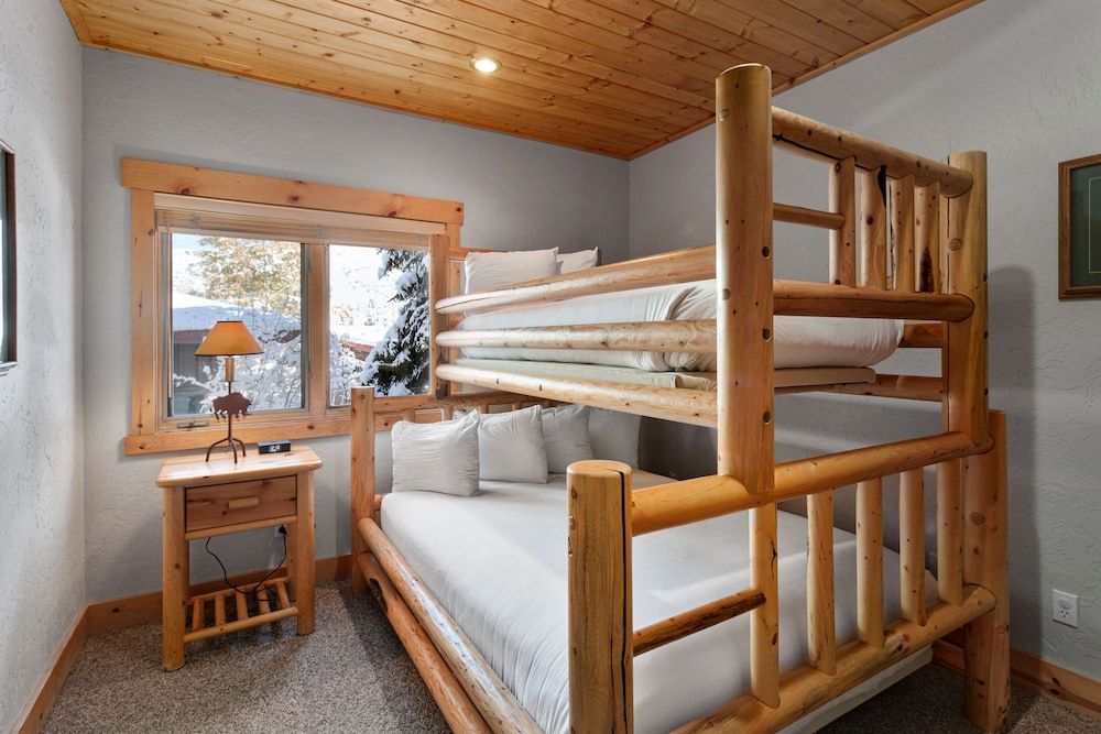 Bristlecone Condo at Deer Valley - 3 Bedroom - #503