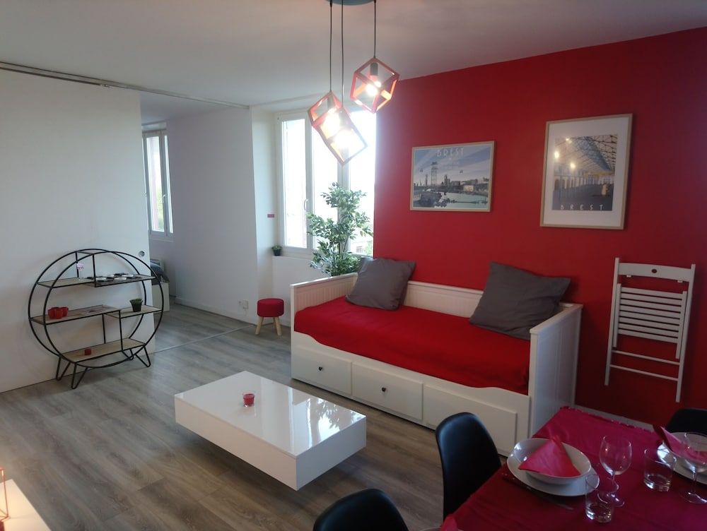 Appart Cosy Brest Les Capucins Apartment, Private Bathroom, Harbor View 3
