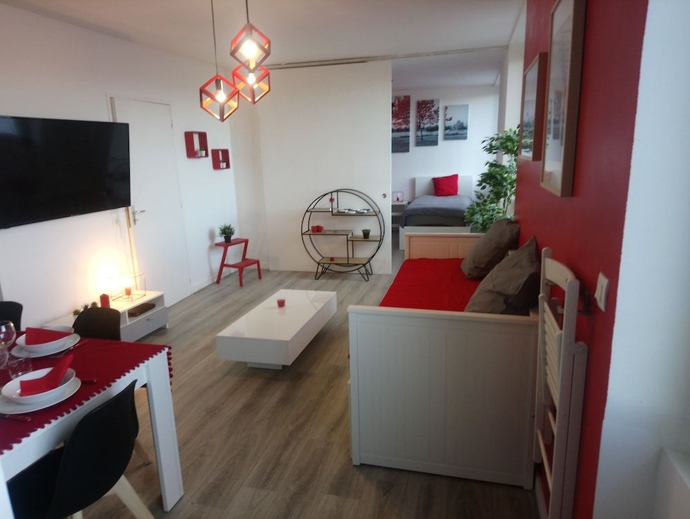 Appart Cosy Brest Les Capucins Apartment, Private Bathroom, Harbor View 11