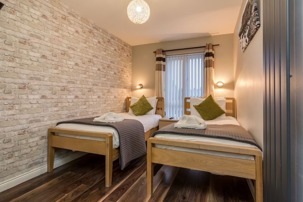 undefined Central Belfast Apartments: Salisbury 9