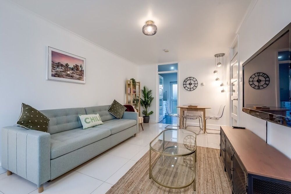 undefined Central Belfast Apartments: Salisbury