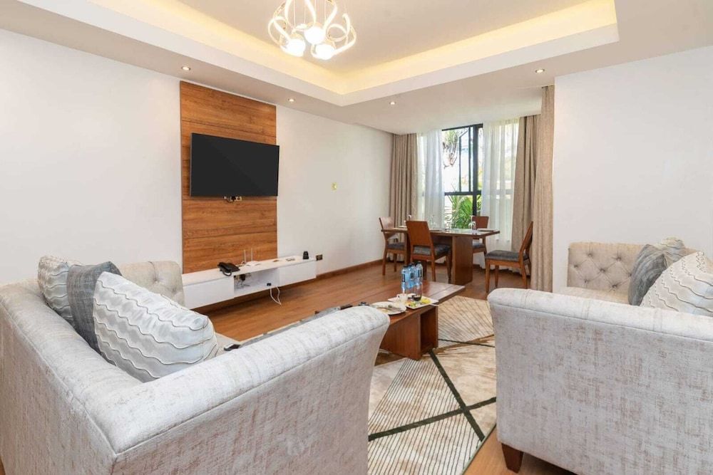 undefined Cysuites Apartment Hotel 3