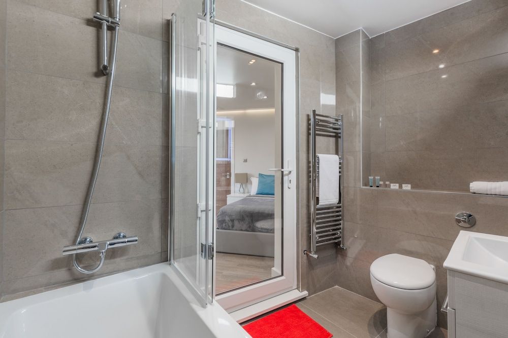 Goldbeaters House Double Room (3) 11