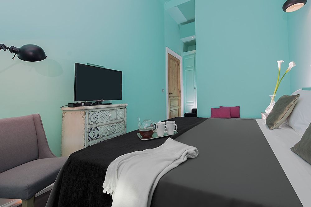 Daniele Manin Guesthouse Standard Double or Twin Room, City View 7