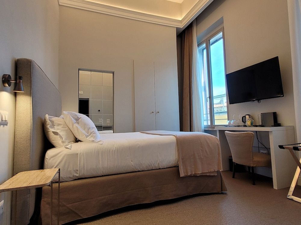 undefined Domus 21 Luxury Suites