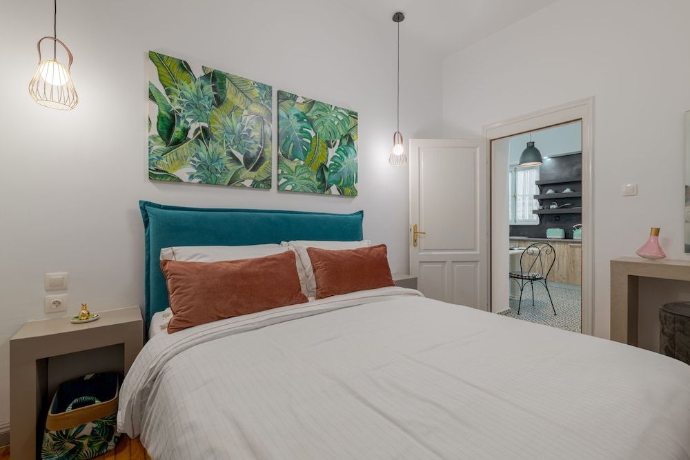 undefined 2 Mazi Suites 2