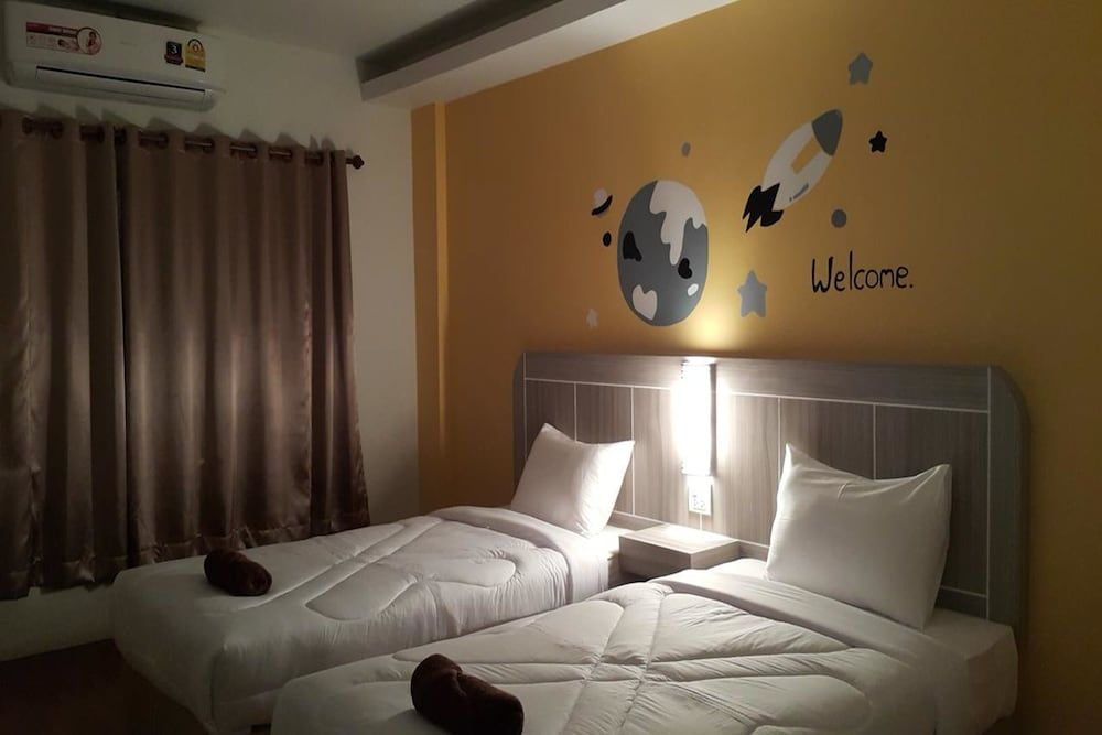 Deluxe Twin Room