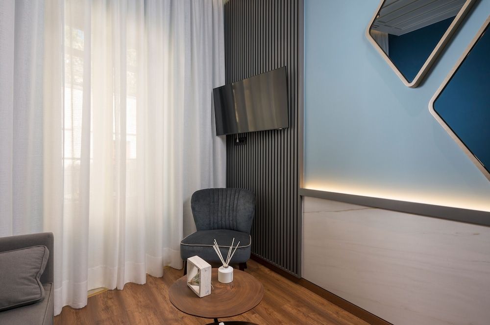 Veneri Boutique Suites Deluxe Suite 12