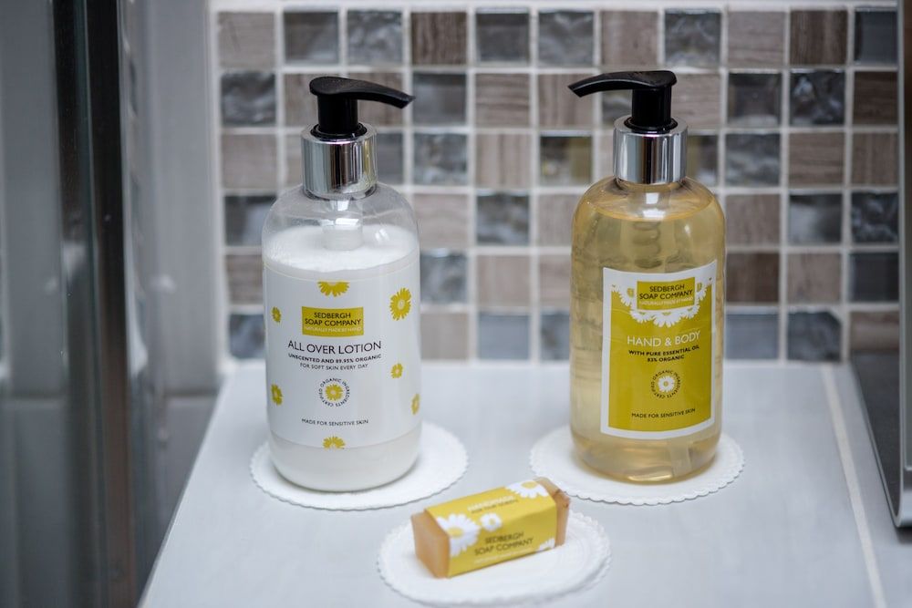 Mere Brook House Single Room (Blossom) 2