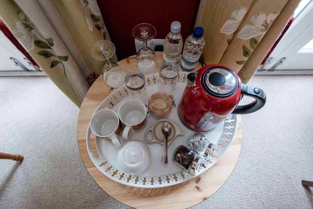 Mere Brook House Double or Twin Room (Flora) 4