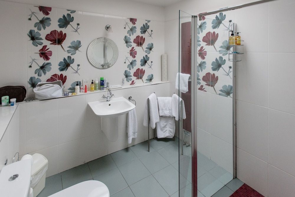 Mere Brook House Double or Twin Room (Flora) 3