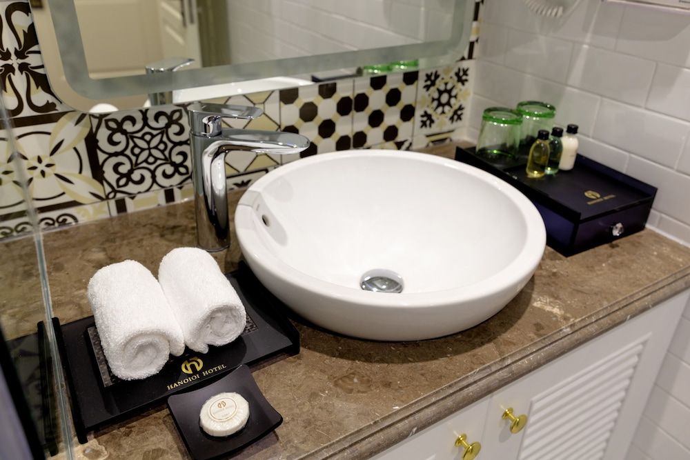 Minasi HanoiOi Lakeside Hotel Deluxe Double or Twin Room 4