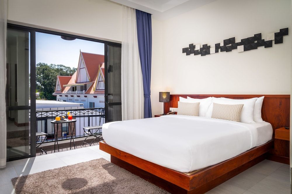 undefined Blanc Smith Residence 3