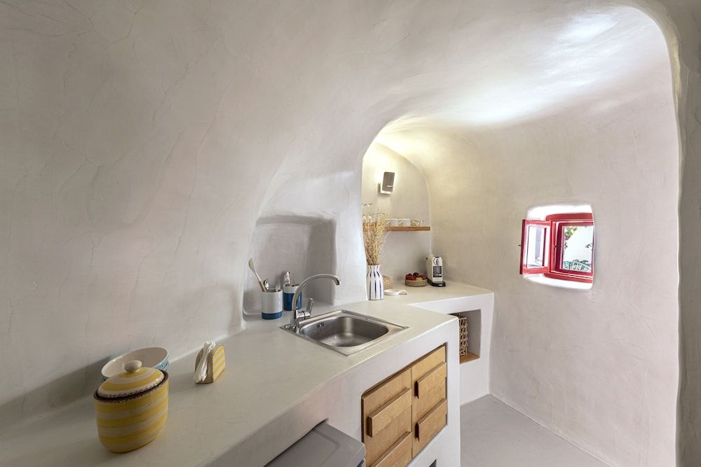 undefined White Cave Villa by Caldera Houses 10