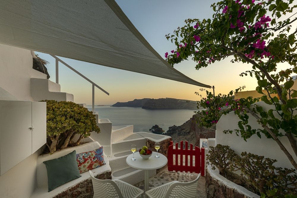 undefined White Cave Villa by Caldera Houses 3