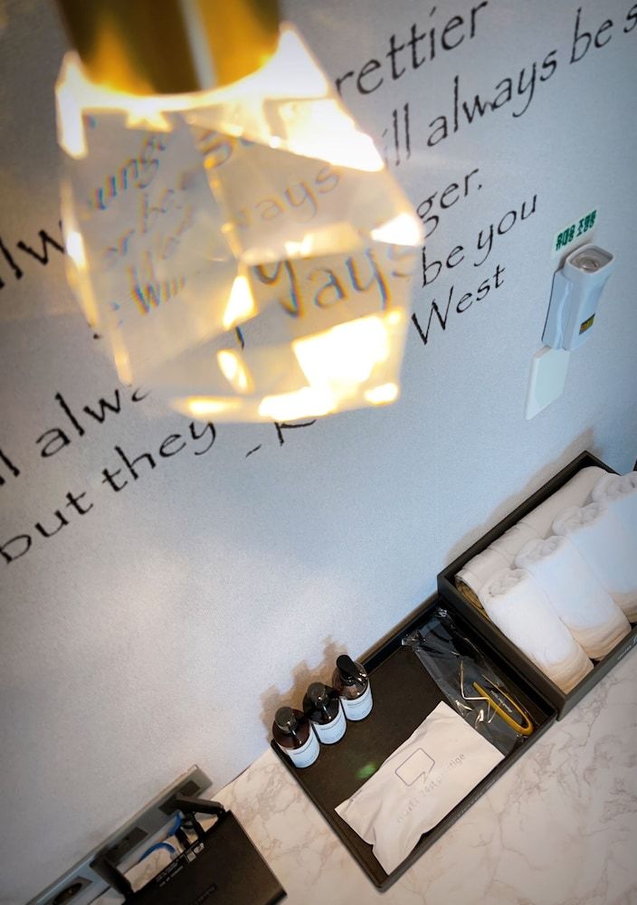 Hotel 24st Urban Brown Seosan Lake Park Business Double Room, 1 Double Bed, Non Smoking, Refrigerator 10