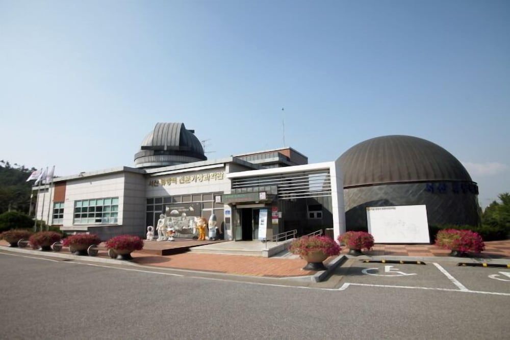 Children's play area - outdoor