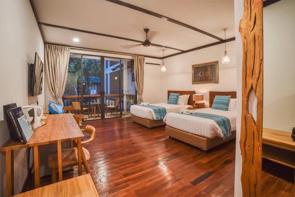 Deluxe Twin Room