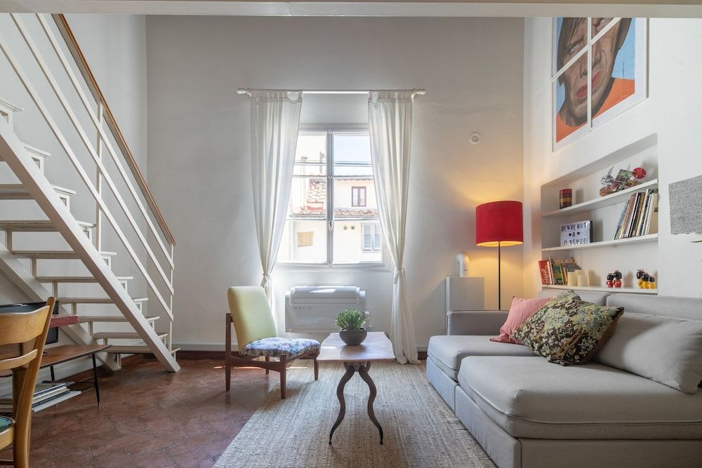 Serragli Loft by Mmega Romantic Loft 10