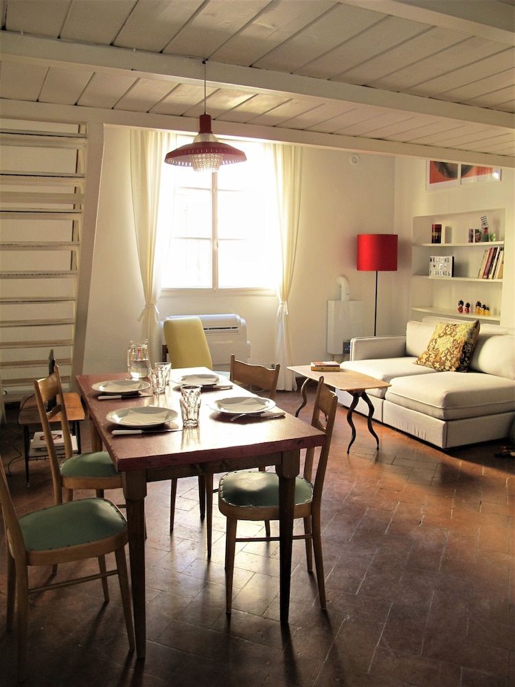 Serragli Loft by Mmega Romantic Loft 12