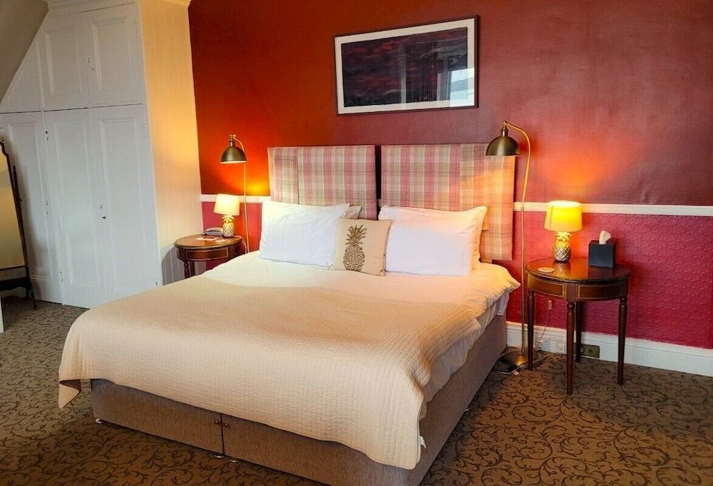 Romantic Studio Suite