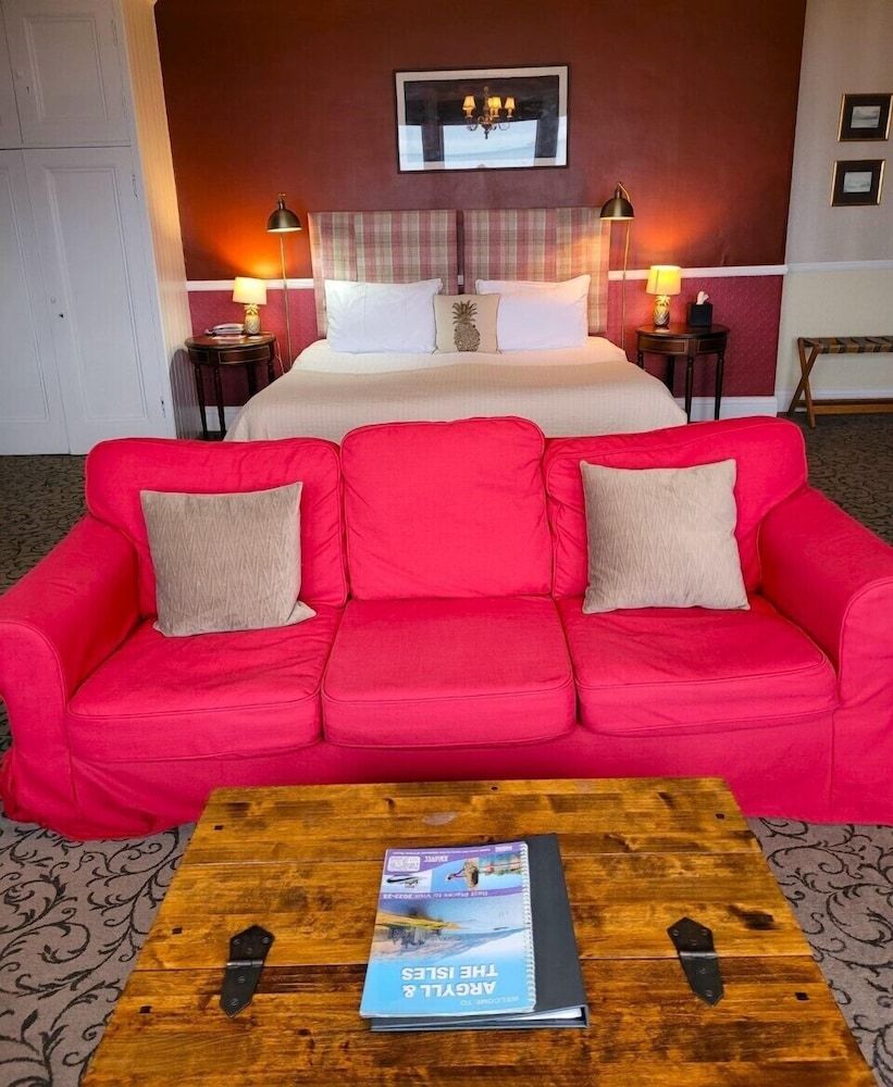 Romantic Studio Suite
