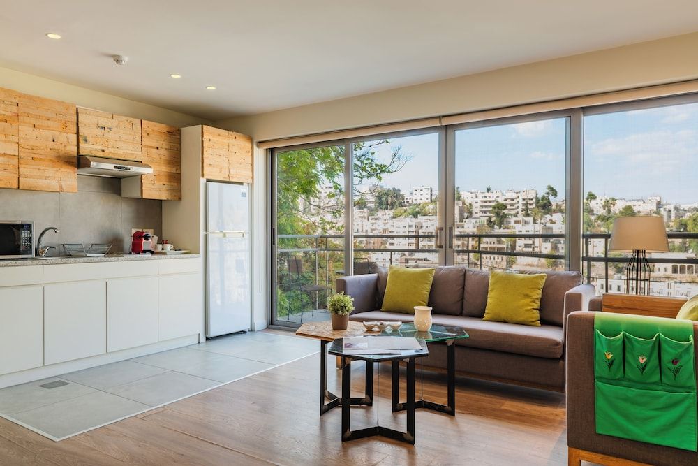 undefined Wild Jordan Center Lodges 8