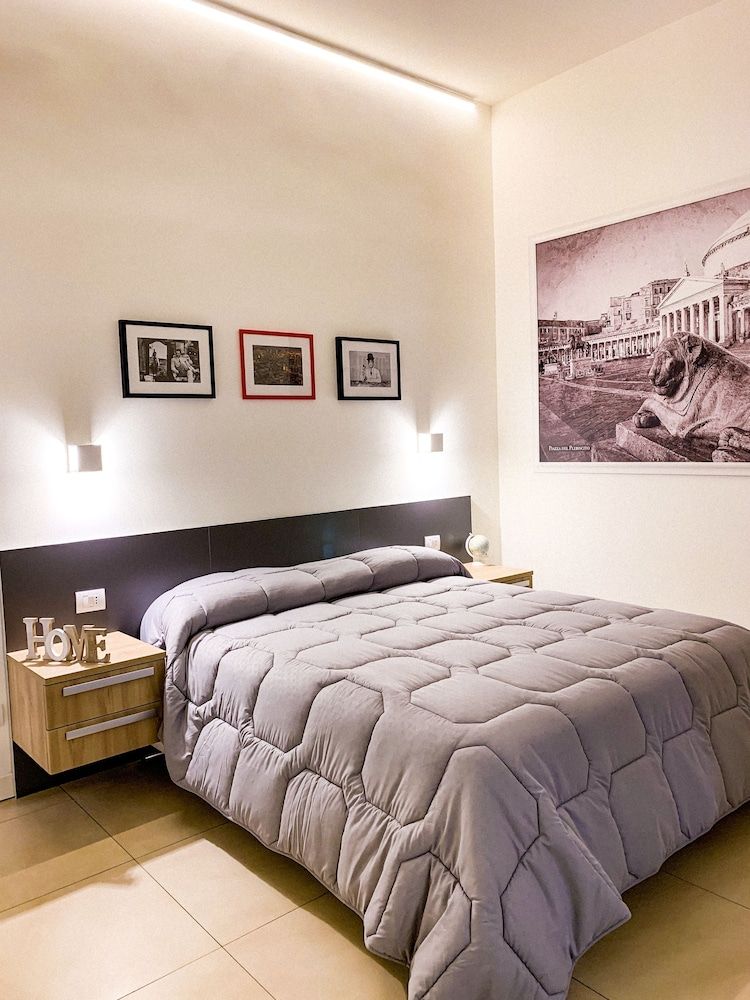 undefined Napoli Squares Suites 3