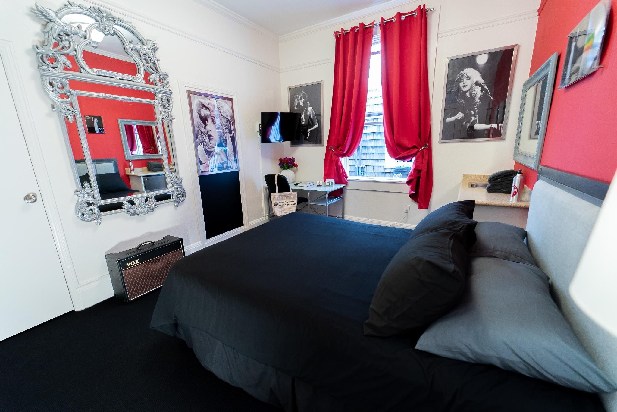 Queen Room with Shared Bathroom