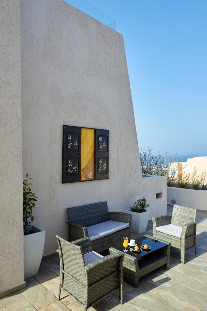 undefined Alyvia Suites 7