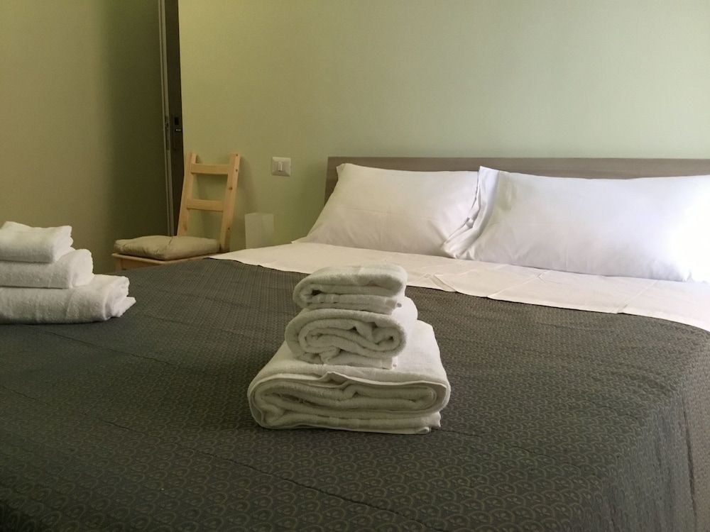 undefined Duca di Cavour 10