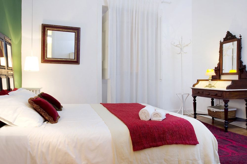 undefined Spirit of Time Spend time in Lisbon 8