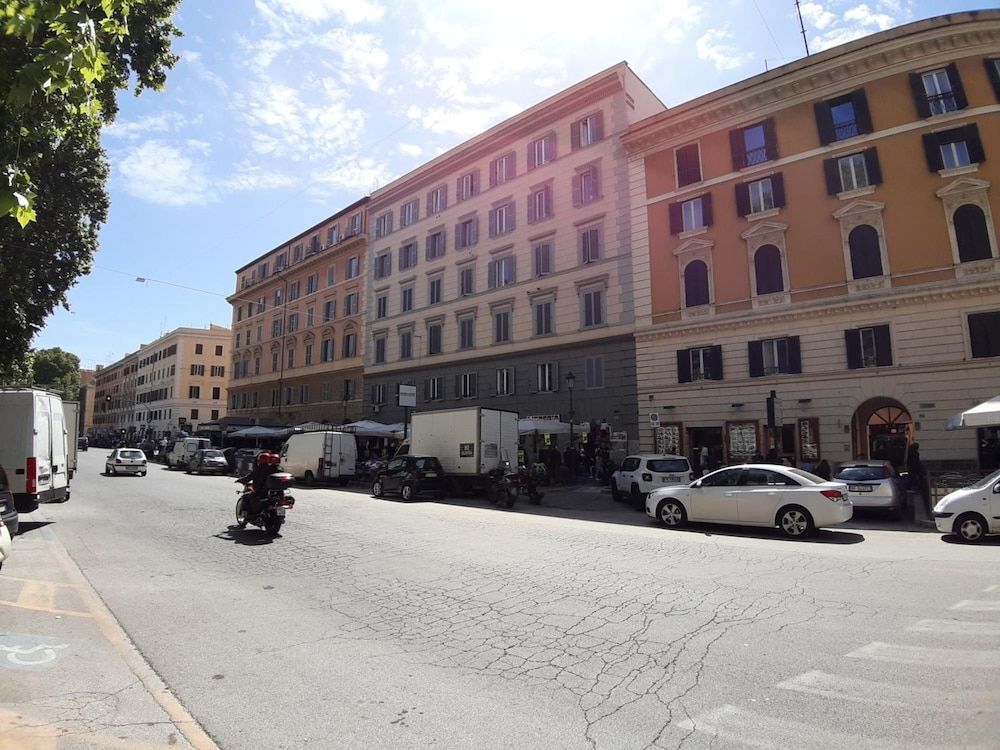 undefined Gialli Vatican Guesthouse 6