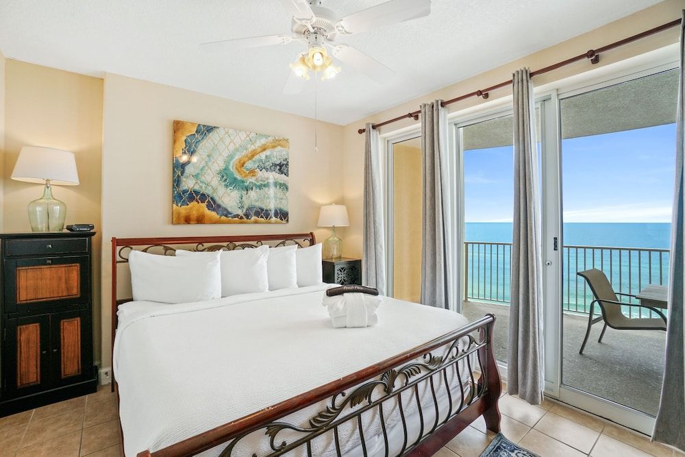 Condo, 2 Bedrooms, Ocean View (1108)