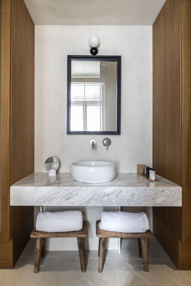 Monsieur Didot The Anthem 4