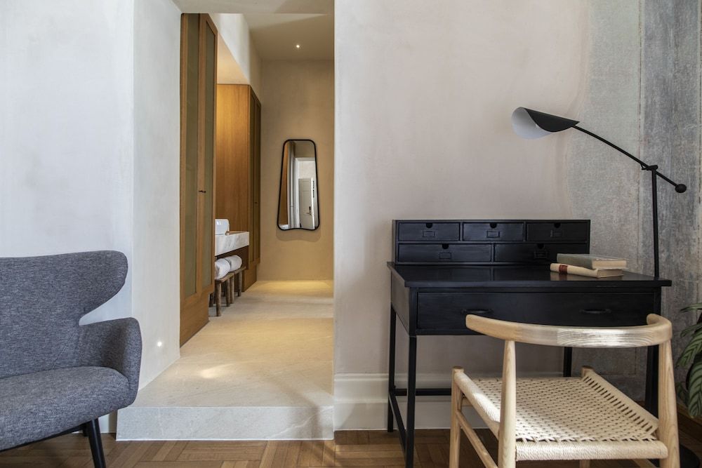 Monsieur Didot The Anthem 7