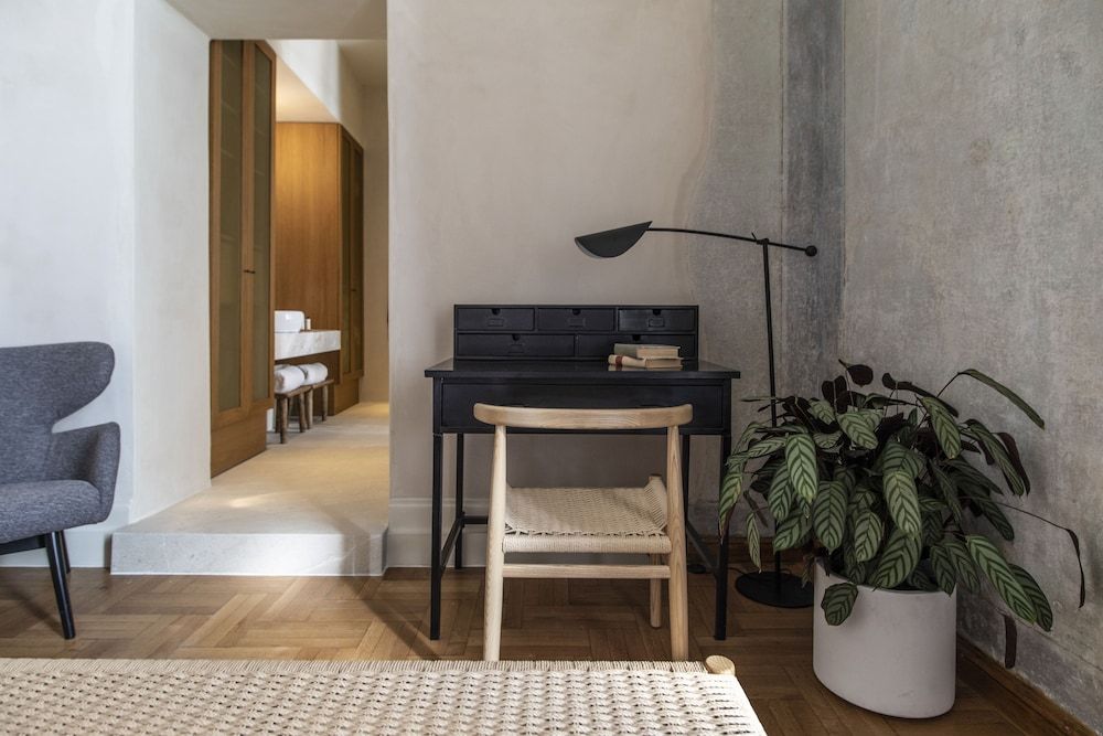 Monsieur Didot The Anthem 5