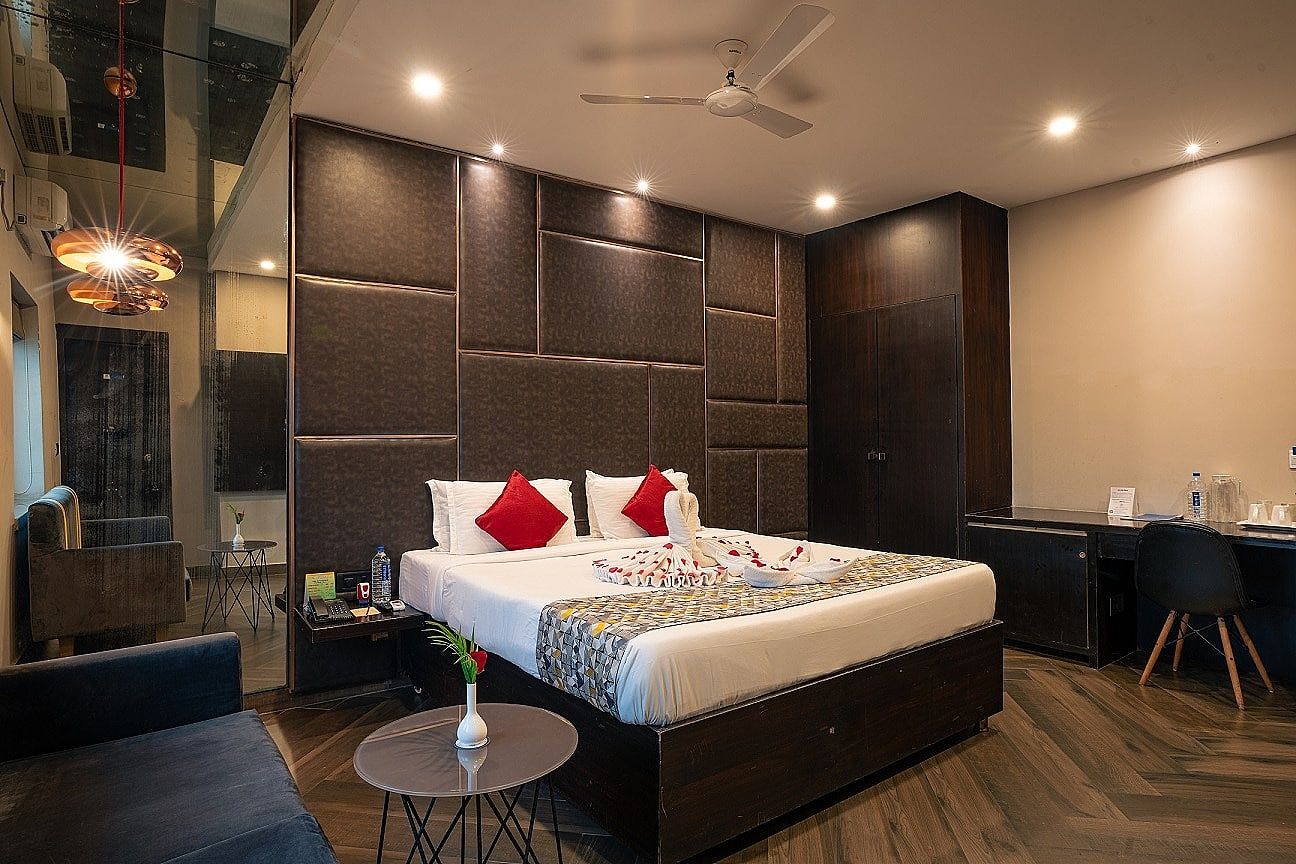 Pavilion Deluxe Back Block