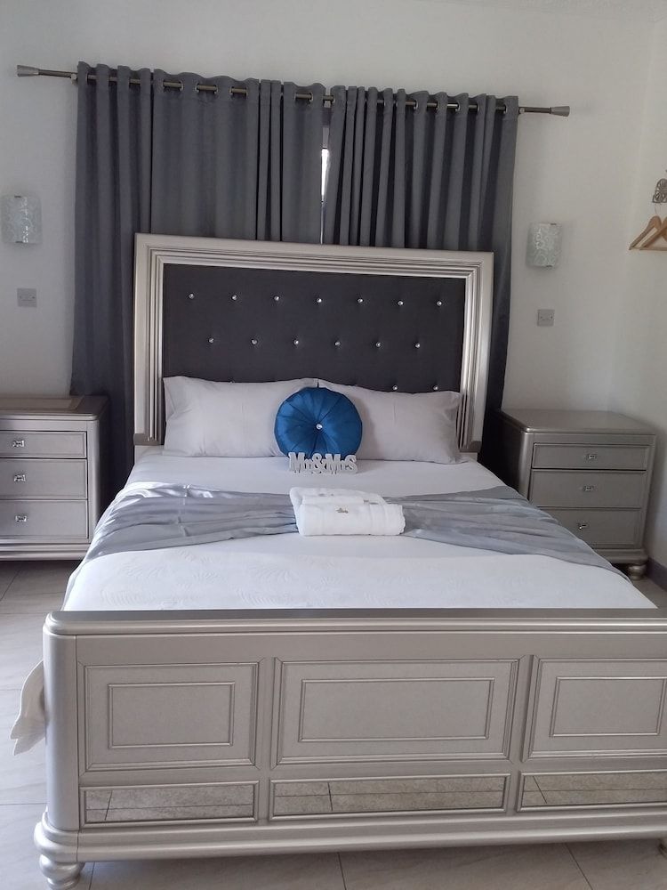 undefined Agnes Cottage 2