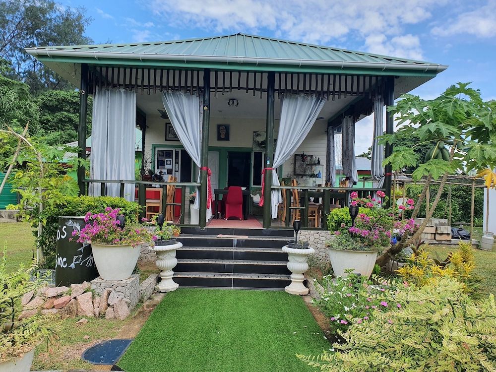 undefined Agnes Cottage 8