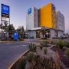 TRYP by Wyndham San Luis Potosi Hotel & Suites