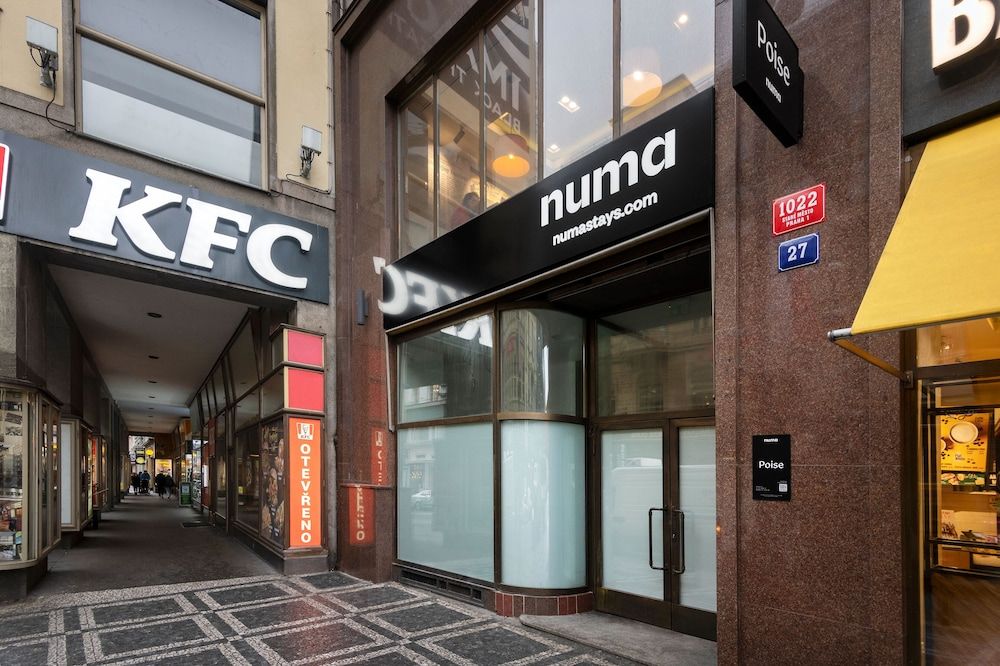 undefined Numa Prague Poise 6