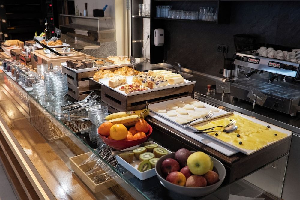 undefined Numa Prague Poise 9