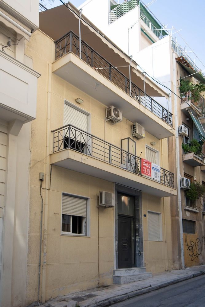 undefined Arvali Glamorous and Quiet apartment 3