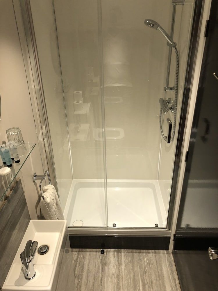 The Wolf Inn Superior Double Room 4