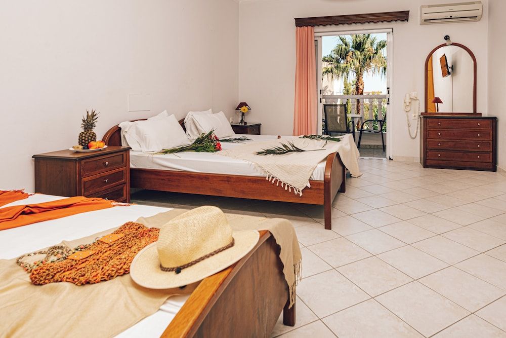Triple Room, Balcony