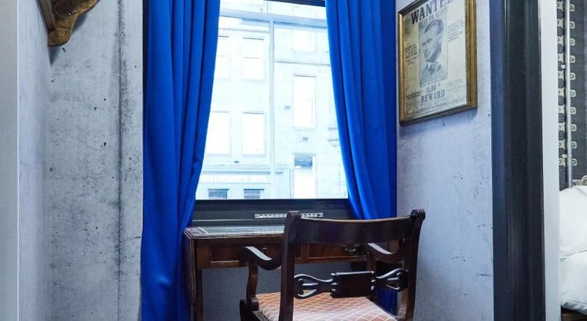 St Christopher's Edinburgh Old Town - Hostel Double Ensuite 6