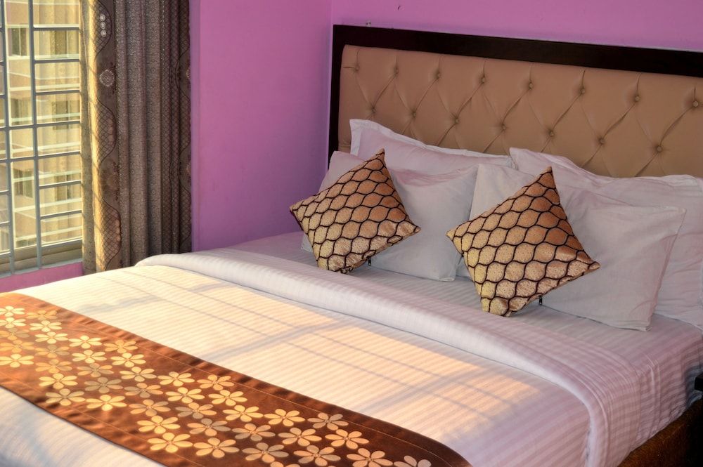 Deluxe Double Room, 1 Bedroom, Smoking, Partial Sea View